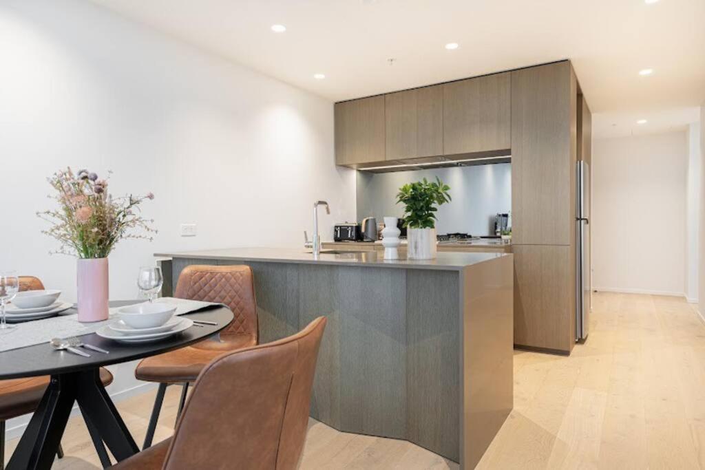 Glamorous 3 Bedder Southbank Home#2 Free Parking#msq19 Apartment